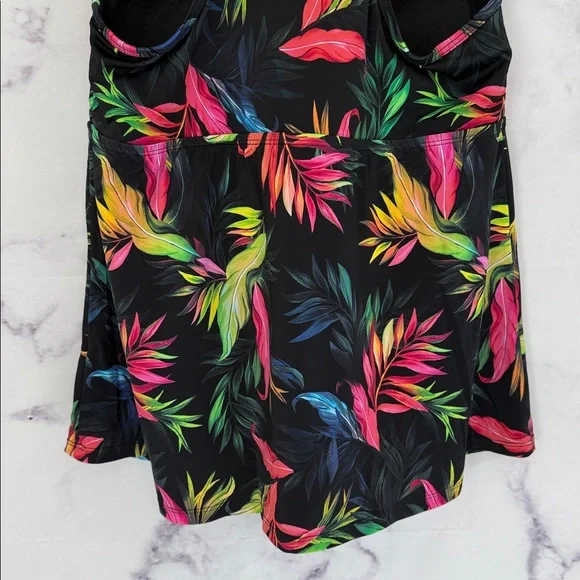 TORRID Black Multicolor Floral Print Swim Tank Top Size 1X - Picture 9 of 9